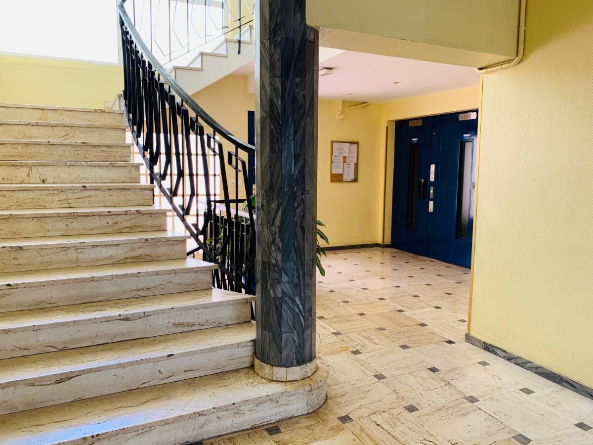 Cannes Apartment 3 Mins From The Beach Exterior foto
